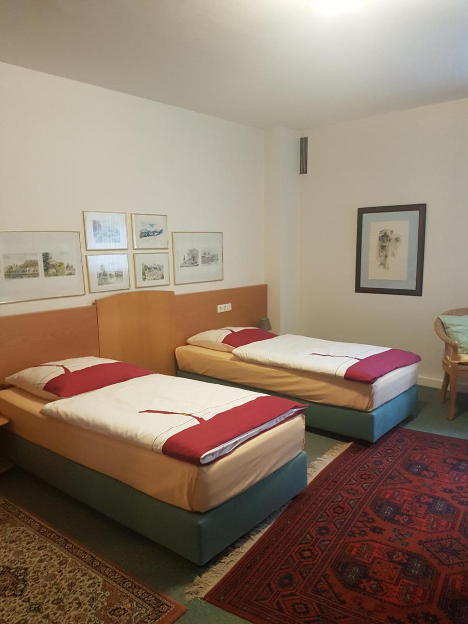 Gaestehaus Krefeld Uerdingen Екстер'єр фото