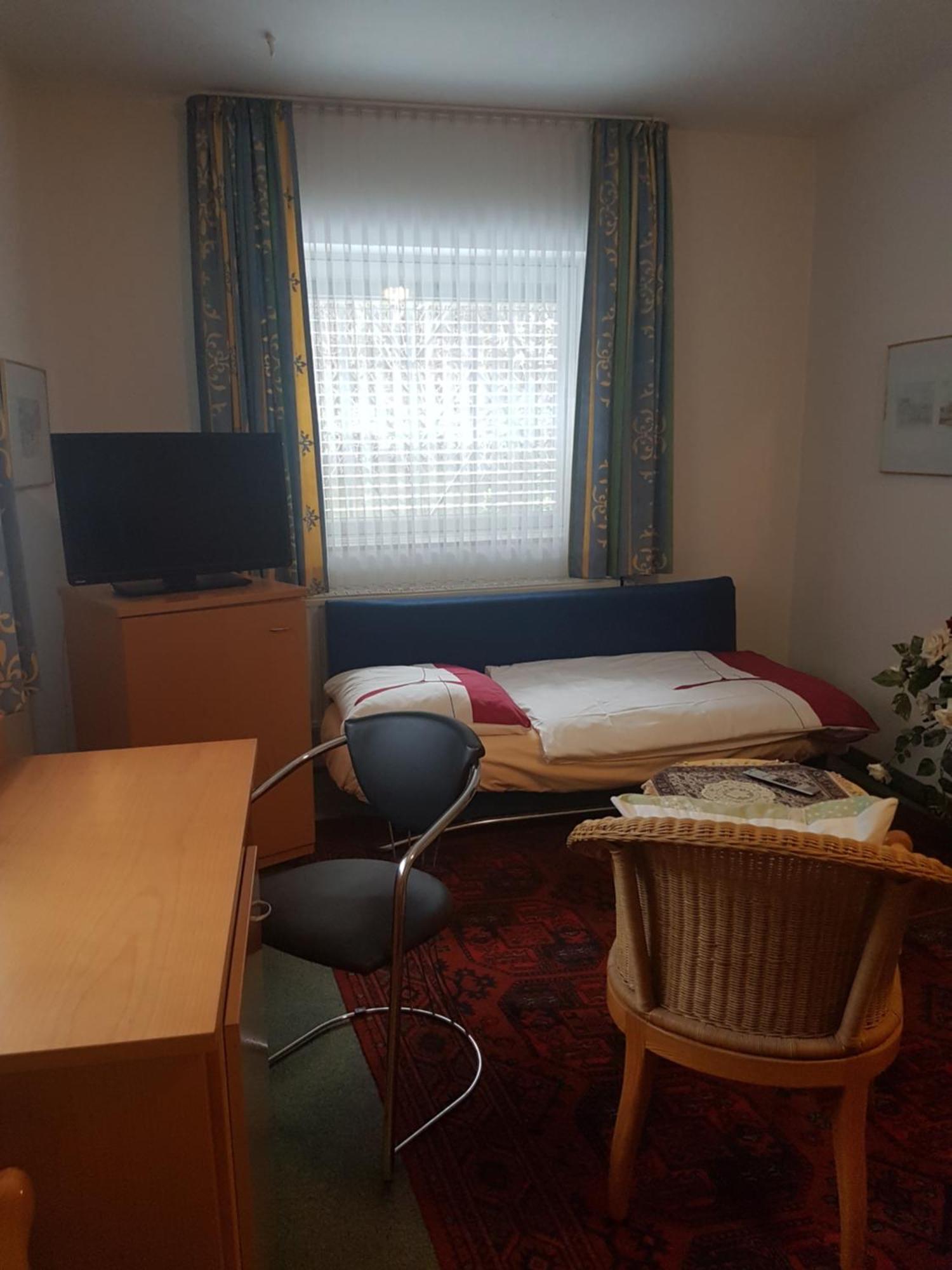 Gaestehaus Krefeld Uerdingen Екстер'єр фото