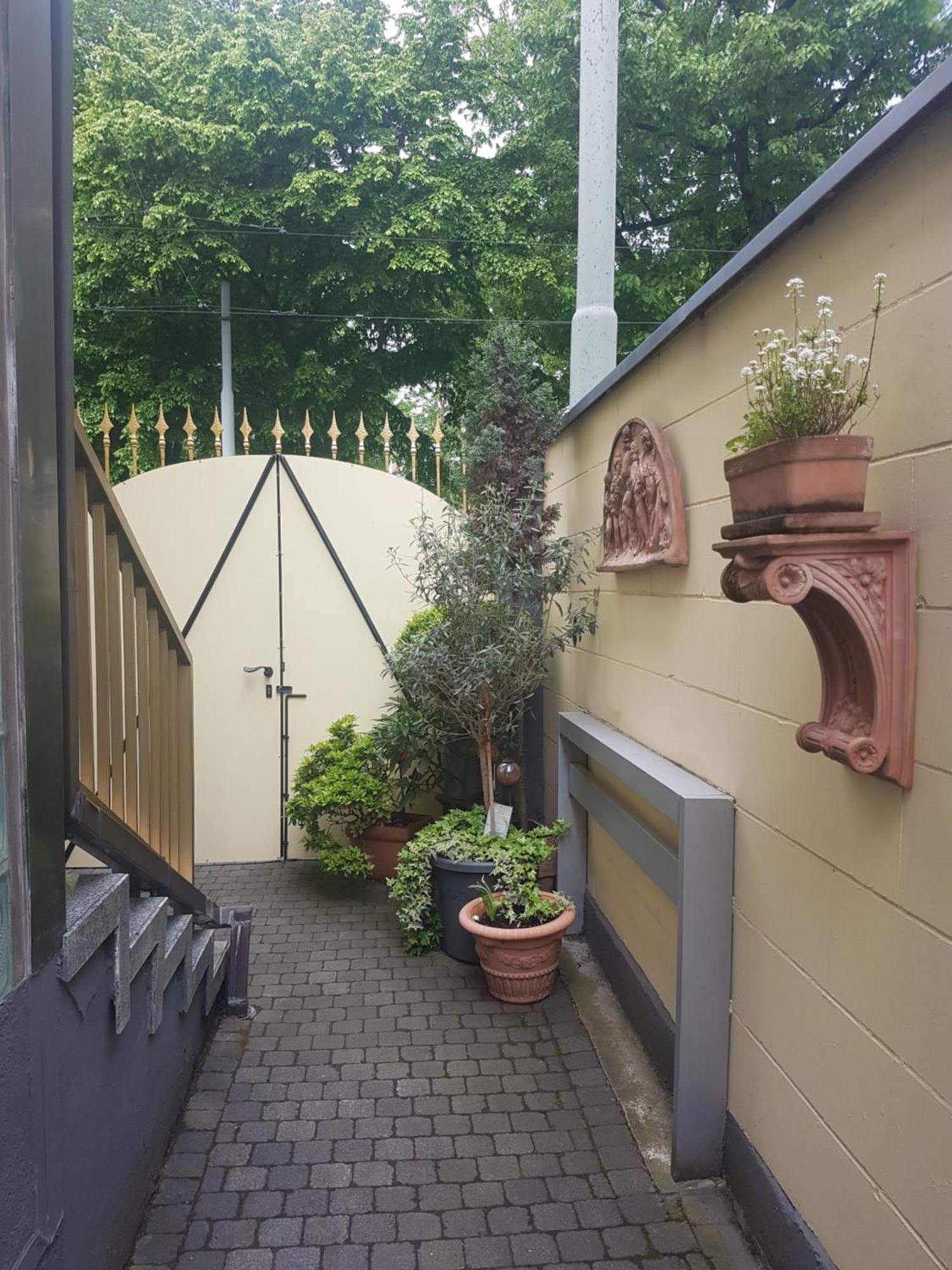 Gaestehaus Krefeld Uerdingen Екстер'єр фото